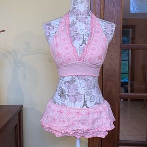 Hot Kiss | Pink Ruffle Dainty Embroidered Bikini